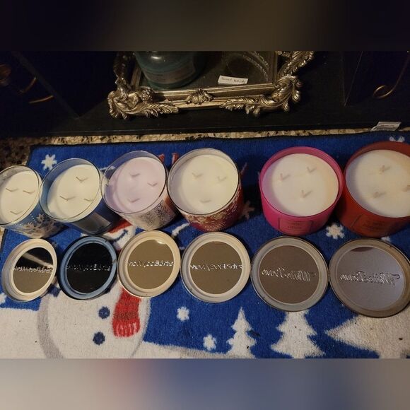 Used Japanese Cherry Blossom bath and body works 3-wick candle - Picture 10 of 16